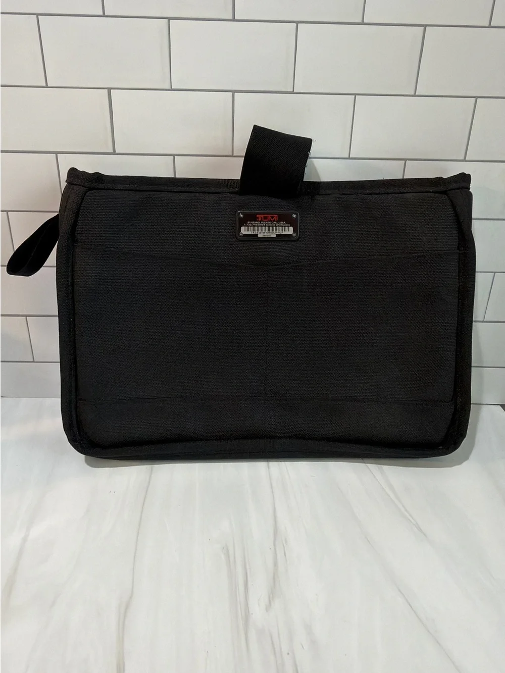 TUMI BLACK LAPTOP SLEEVE CAREER OFFICE TRAVEL